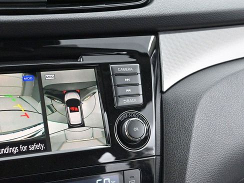 Used 2020 Nissan Rogue Sport SV w/ Technology Package FWD image 24