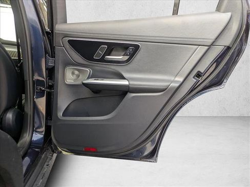 Used 2023 Mercedes-Benz GLC 300 4MATIC image 26