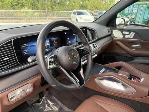 Used 2025 Mercedes-Benz GLE 450e GLE 450e image 39