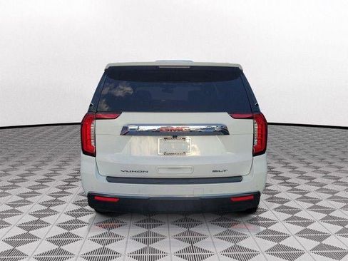 Used 2022 GMC Yukon SLT w/ SLT Luxury Package RWD image 5