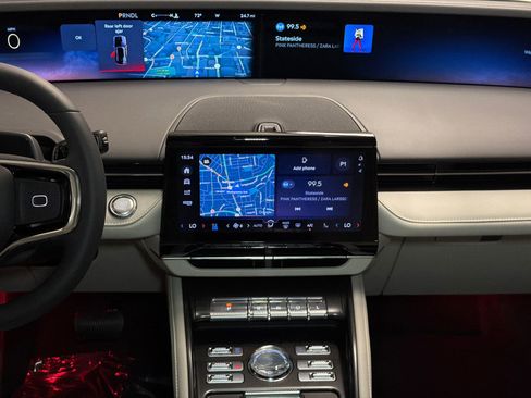 New 2026 Lincoln Nautilus Reserve AWD/4WD image 19