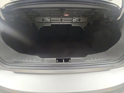 Used 2018 Ford Focus SE w/ Cold Weather Package image 16