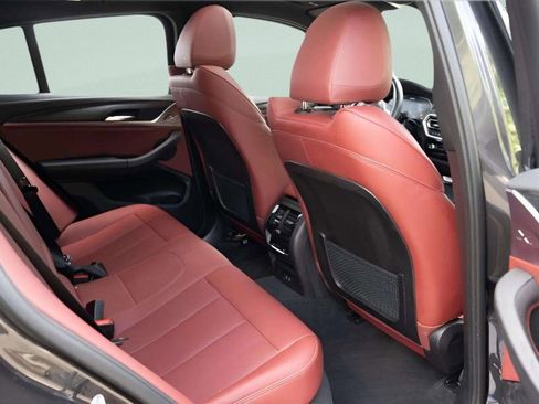 Used 2022 BMW X4 M40i w/ Premium Package image 23