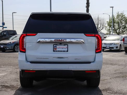 Used 2021 GMC Yukon SLT image 8