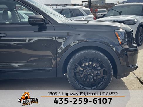 Used 2022 Kia Telluride EX w/ EX Premium Package image 4