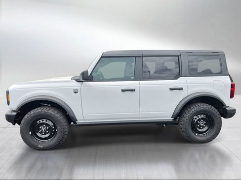 New 2026 Ford Bronco Big Bend w/ Black Diamond Package AWD/4WD image 3