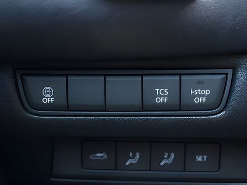 Used 2025 MAZDA CX-50 AWD 2.5 Turbo w/ Premium Pkg image 17