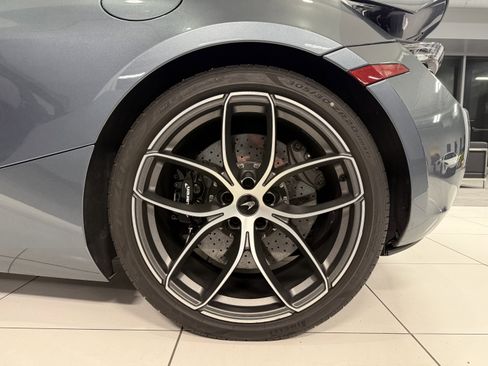Used 2020 McLaren 720S Spider RWD image 20