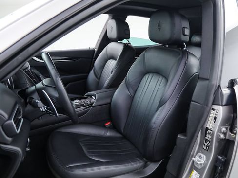 Certified 2022 Maserati Levante GT AWD/4WD image 17