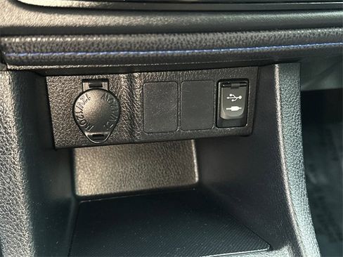 Used 2018 Toyota Corolla SE image 27