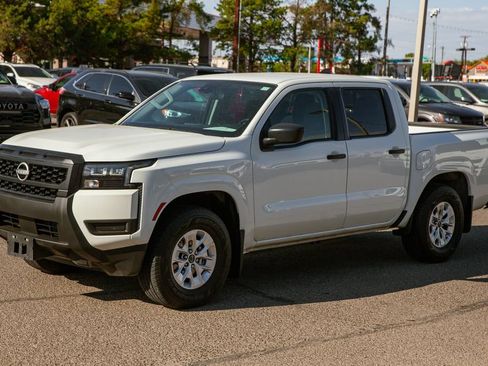Used 2026 Nissan Frontier S RWD image 9