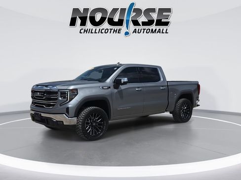 Used 2024 GMC Sierra 1500 SLT w/ SLT Convenience Package AWD/4WD image 4