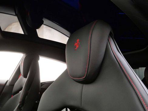 Used 2024 Ferrari Purosangue AWD/4WD image 22
