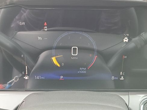 Used 2026 Chevrolet Trax LT w/ LT Convenience Package image 17