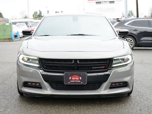 Used 2018 Dodge Charger R/T w/ Blacktop Package image 8