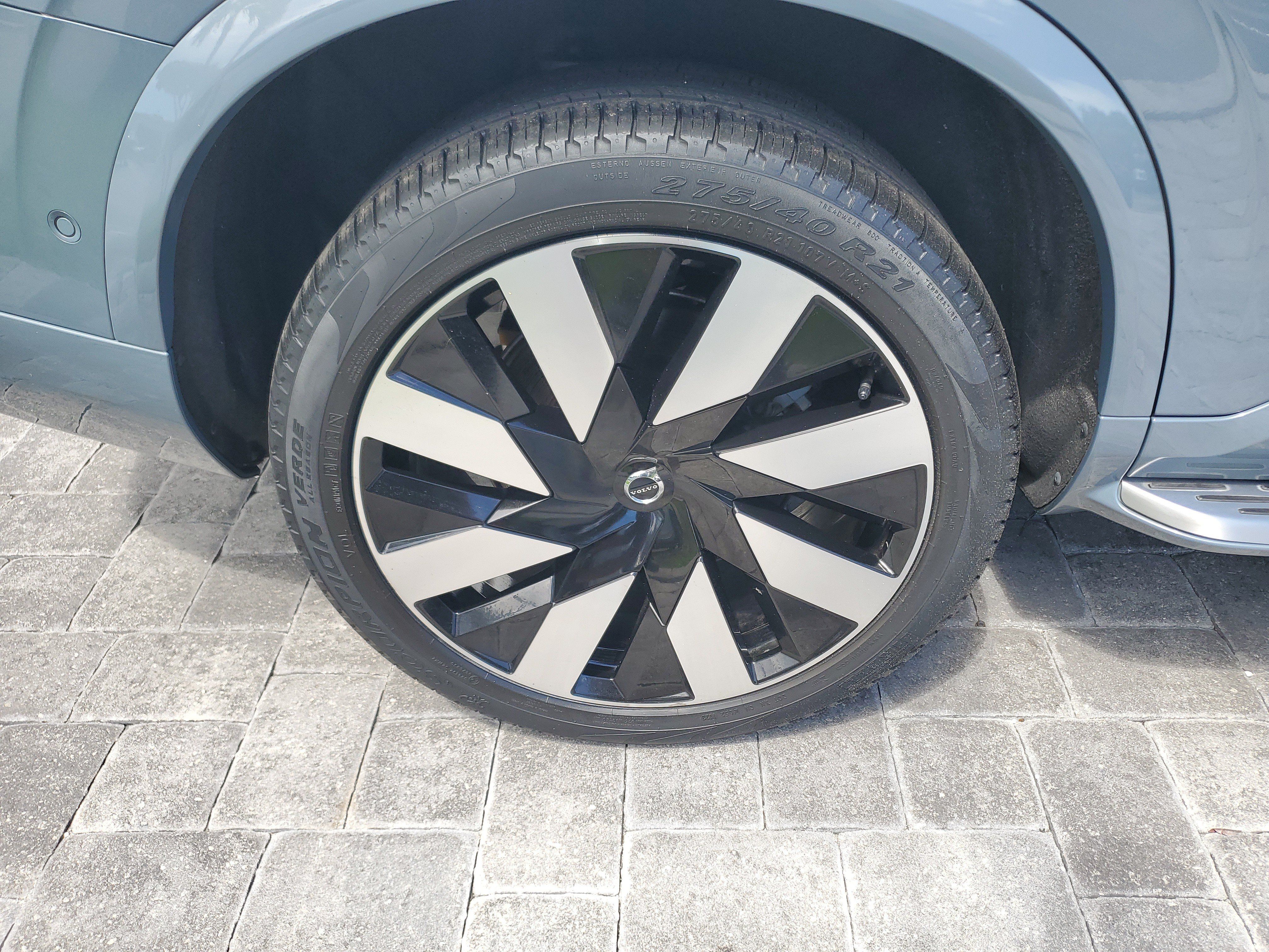 Used 2023 Volvo XC90 T8 Ultimate AWD/4WD image 7