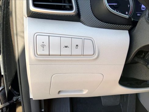 Used 2019 Hyundai Tucson SE FWD image 32