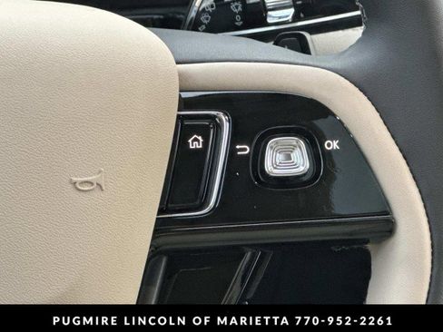 New 2026 Lincoln Corsair Premiere image 26