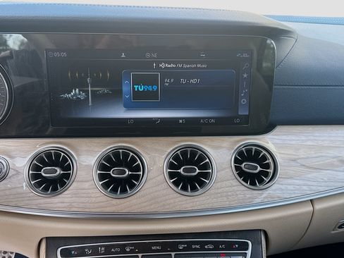 Used 2019 Mercedes-Benz E 450 Cabriolet image 12