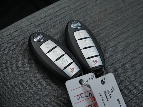 Certified 2021 Nissan Rogue SV image 31