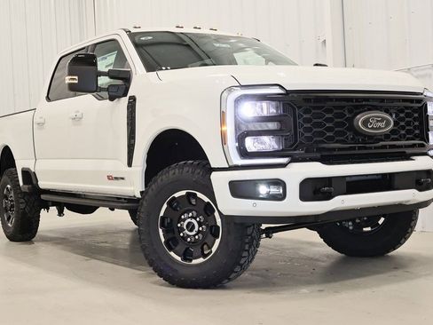New 2025 Ford F350 Lariat w/ Lariat Ultimate Package AWD/4WD image 36