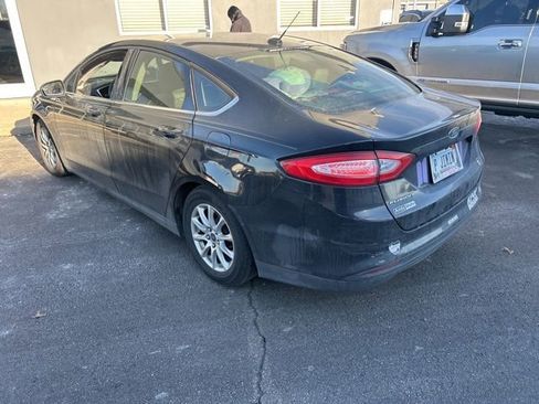 Used 2016 Ford Fusion S image 9