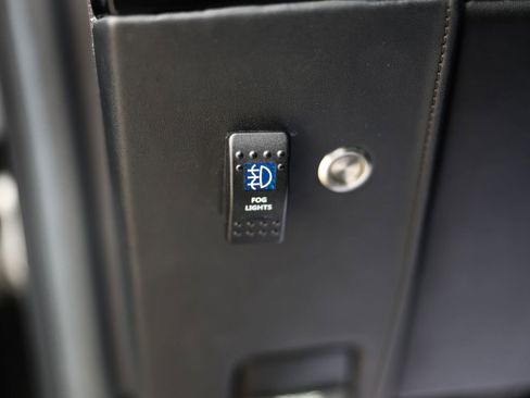 Used 2016 Ford F450 XLT w/ XLT Interior Package image 32