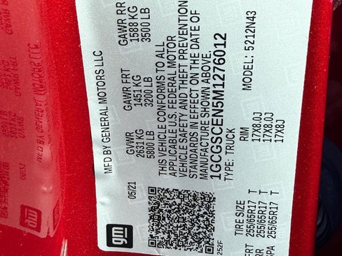 Used 2021 Chevrolet Colorado LT w/ Safety Package image 11