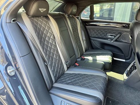 Used 2018 Bentley Flying Spur S V8 image 30