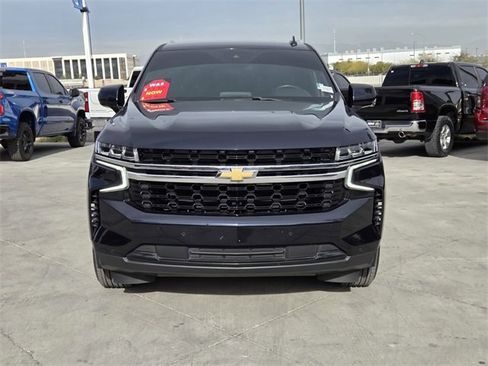 Certified 2024 Chevrolet Suburban LS w/ Driver Alert Package image 8