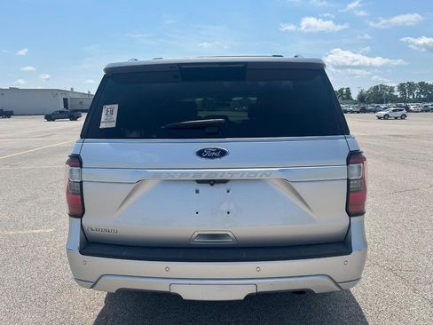 Used 2019 Ford Expedition Platinum AWD/4WD image 4