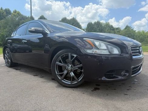 Used 2014 Nissan Maxima 3.5 SV w/ Sport Package FWD image 2