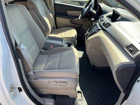 Used 2016 Honda Odyssey SE image 22