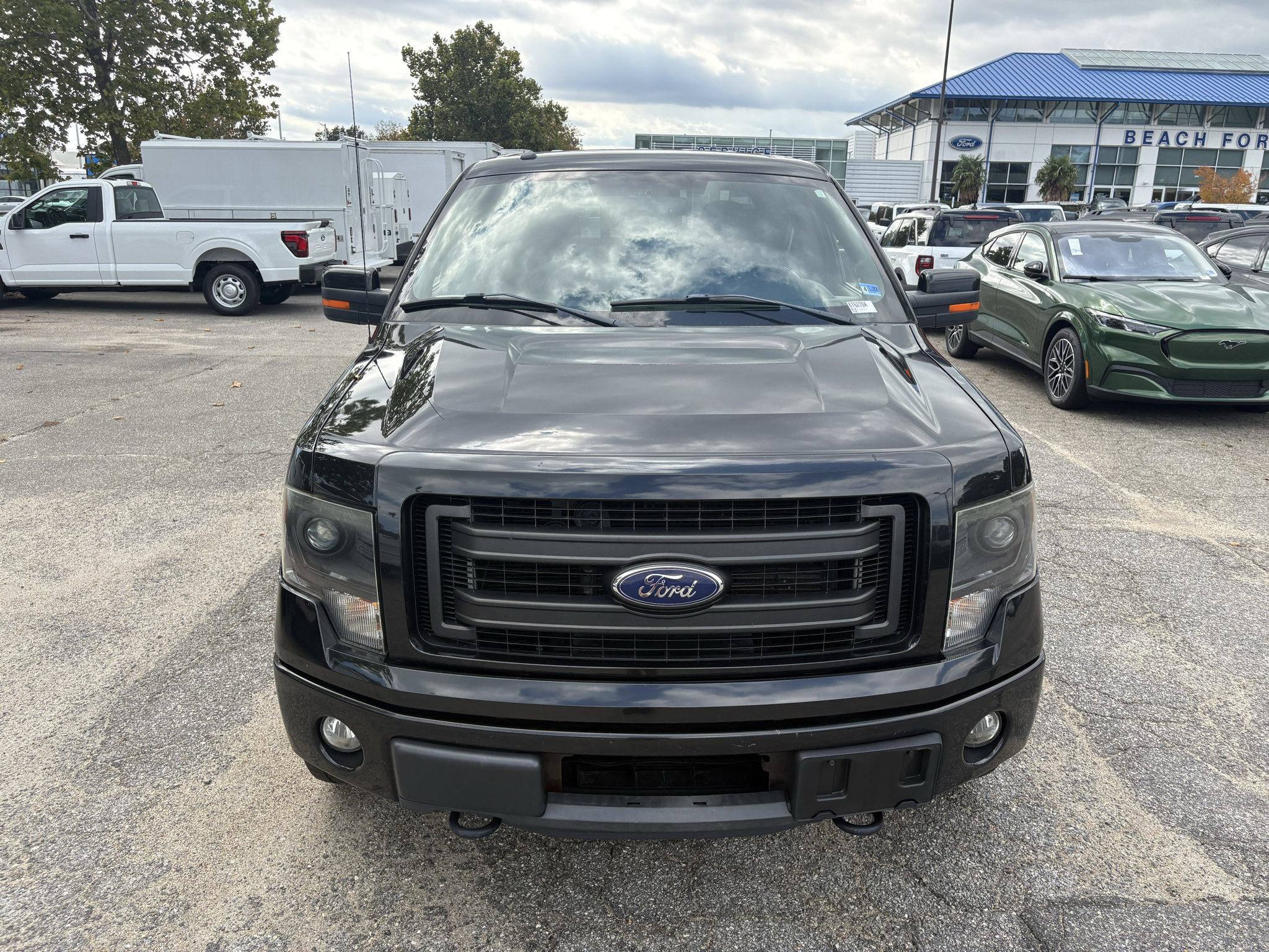 Used 2013 Ford F150 FX4 w/ Luxury Equipment Group AWD/4WD image 2