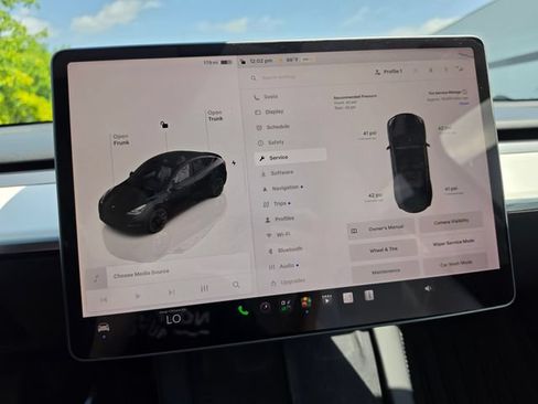 Used 2023 Tesla Model Y Long Range AWD/4WD image 49