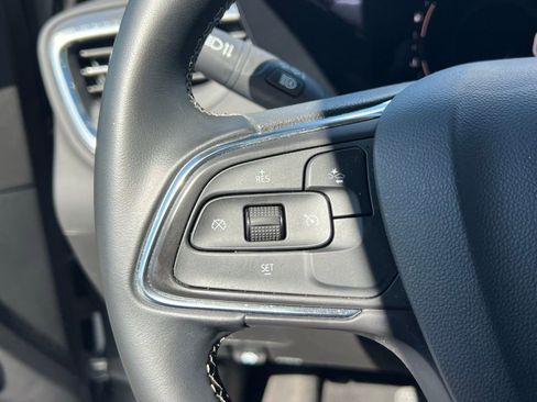 Certified 2025 Buick Encore GX Preferred FWD image 26