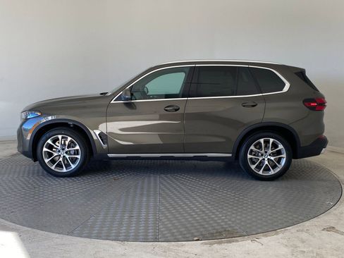 New 2026 BMW X5 xDrive40i AWD/4WD image 2