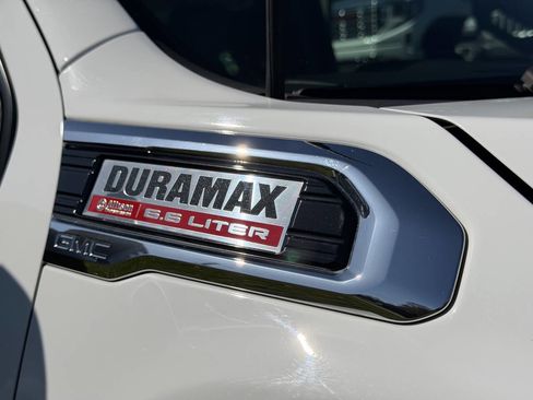 Used 2023 GMC Sierra 3500 Pro w/ Convenience Package image 24