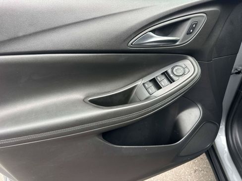 Used 2025 Buick Encore GX Preferred FWD image 20