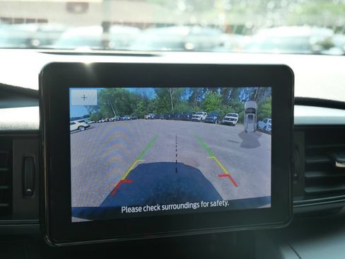 Used 2024 Ford Explorer XLT w/ Class IV Trailer Tow Package AWD/4WD image 30