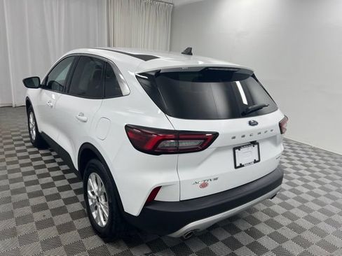 Used 2023 Ford Escape Active AWD/4WD image 6