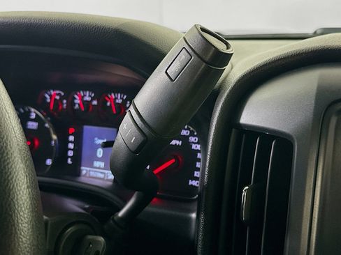 Used 2018 Chevrolet Silverado 1500 Custom w/ Custom Value Package image 23