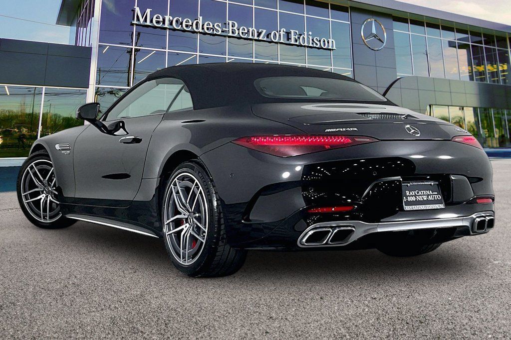 Certified 2024 Mercedes-Benz SL 55 AMG 4MATIC image 2