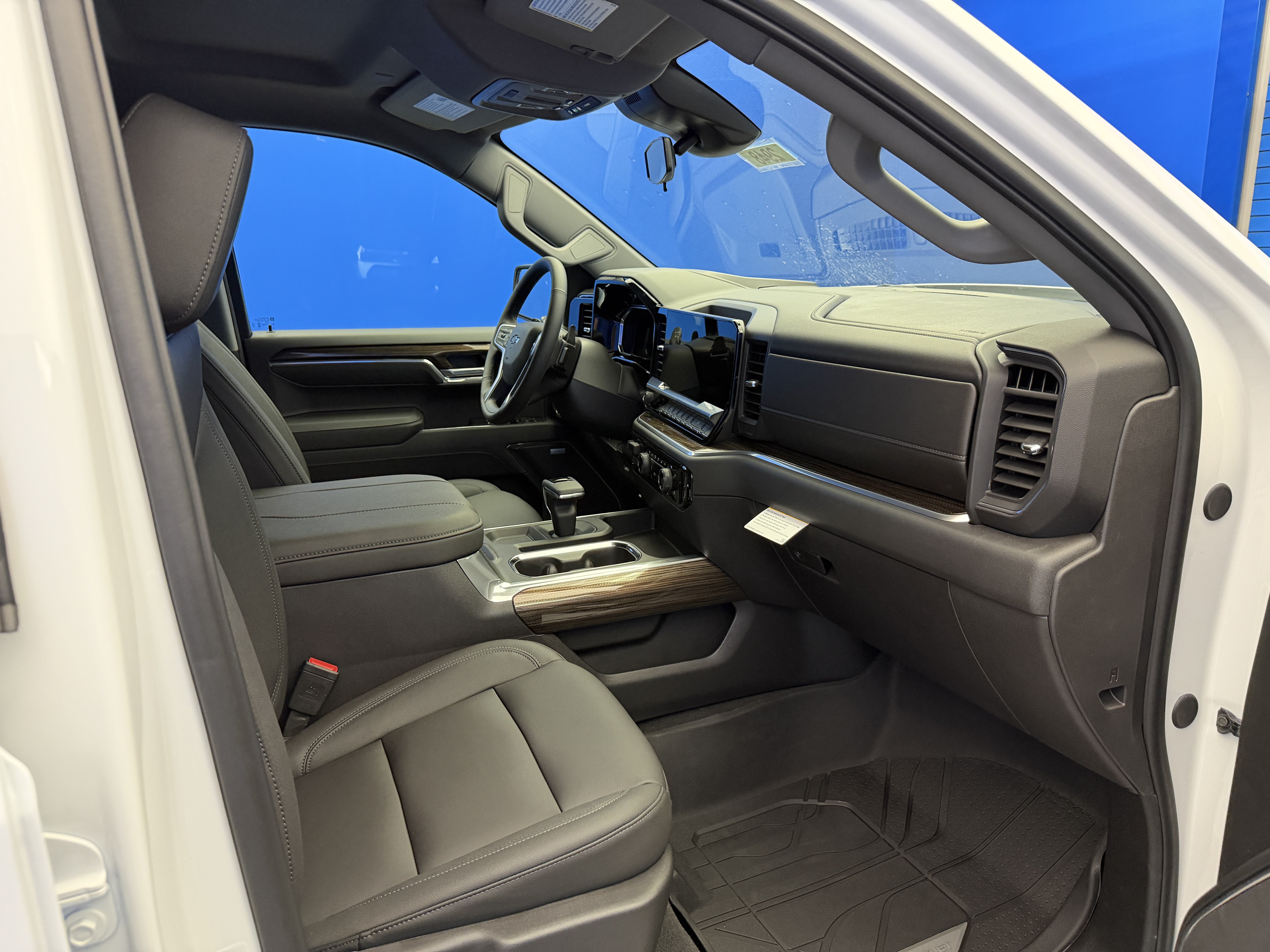 New 2026 Chevrolet Silverado 1500 RST w/ Convenience Package II AWD/4WD image 27