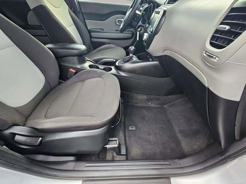 Used 2019 Kia Soul w/ Option Group 020 image 16