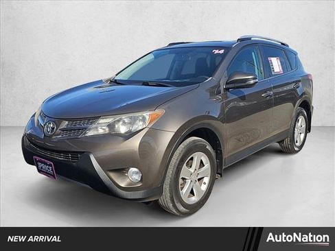 Used 2014 Toyota RAV4 XLE image 1