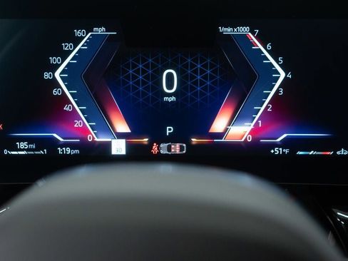 Used 2025 BMW X2 xDrive28i image 16