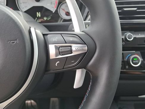 Used 2017 BMW M4 Convertible RWD image 24