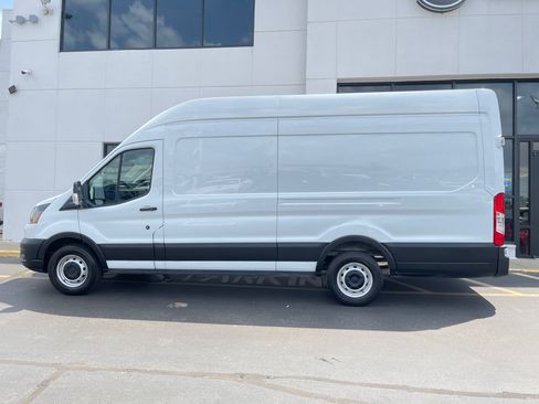 Used 2021 Ford Transit 250 148 High Roof Extended RWD image 6