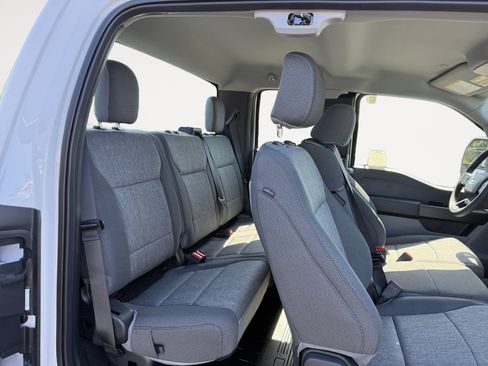 New 2026 Ford F250 XL w/ XL Driver Assist Package RWD image 18